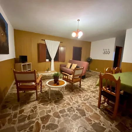 Dom wakacyjny Vv. Casa La Fuente Ii